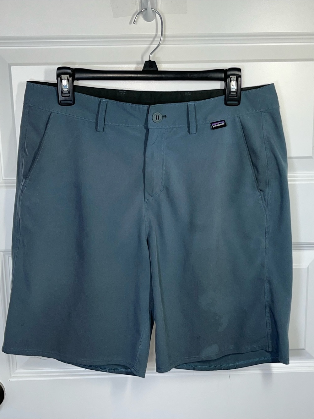 Patagonia Mens Gray Hiking Outdoor Performance Shorts Size 31
